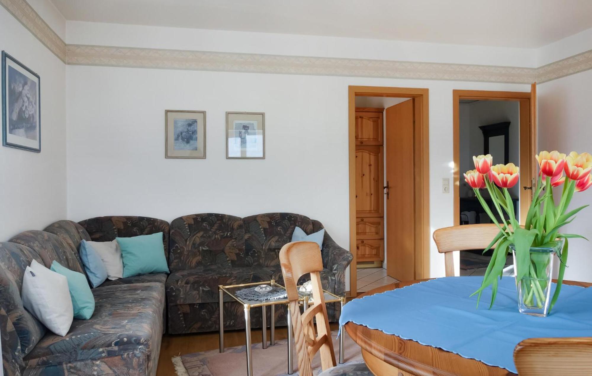 Apartment 1 Bedroom Awesome In